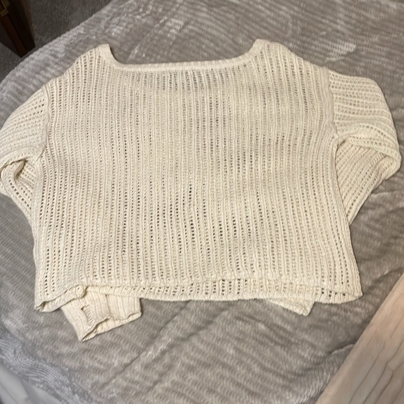 EUC American Eagle Open Knit Sweater in Size Small - Picture 5 of 10